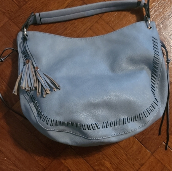 Handbags - HP🔥🔥🔥Gorgeous designer light blue leather shoulder/hand bag
